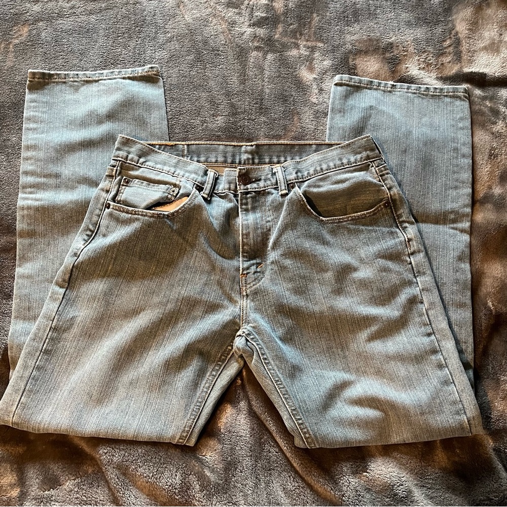 Levi’s 559 Mens 33 X 32 Straight Leg Mens Denim Light Wash